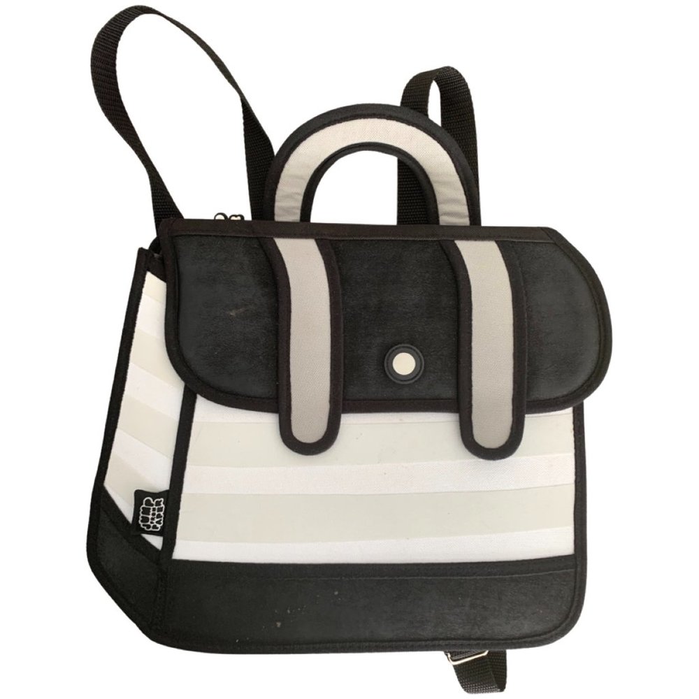 JUMP FROM PAPER PURSE/BACKPACK BLACK AND WHITE. UNIQUE!!